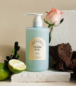 DAILY COMMA Bello de Perfume Body Wash 500ml – Gel de Ducha Perfumado con Extractos Botánicos y Fragancia
