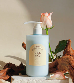 DAILY COMMA Bello de Perfume Body Lotion 500ml - Loción Corporal Hidratante Perfumada