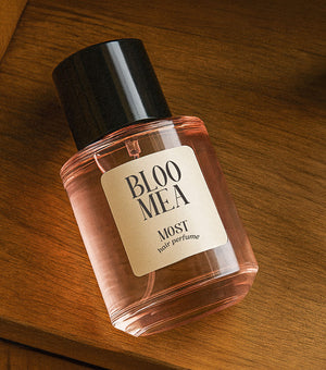 DAILY COMMA Most Hair Perfume Bloomea 30ml – Perfume Capilar Refrescante con Notas de Jazmín y Magnolia