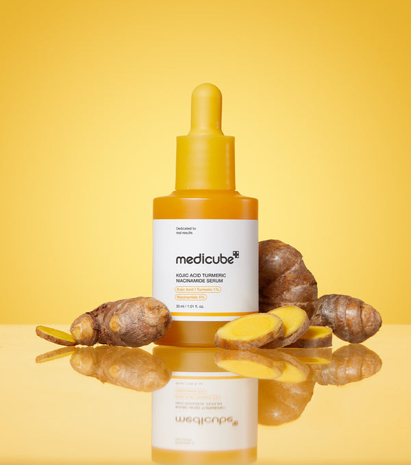 MEDICUBE Kojic Acid Turmeric Niacinamide Serum 30ml – Sérum Corrector de Manchas e Iluminador con Ácido Kójico