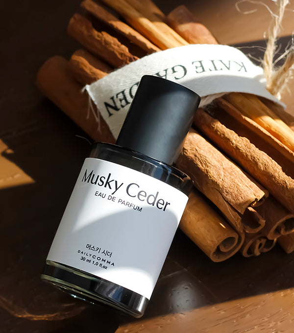 DAILY COMMA Most Eau de Parfum Fresh Citrus 30ml – Fragancia Refrescante con Notas de Cítricos Chispeantes