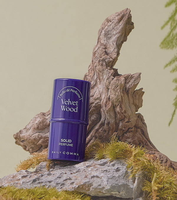 DAILY COMMA Most Perfume Solido 4.7g Velvet Wood