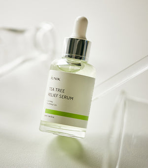 IUNIK Tea Tree Relief Serum 50ml – Sérum Facial Calmante y Antimanchas con Árbol de Té y Centella