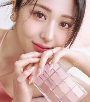 Wakemake Soft Blurring Eye Palette 14g – Paleta De Sombras Efecto Difuminado Con Aceite De Macadamia