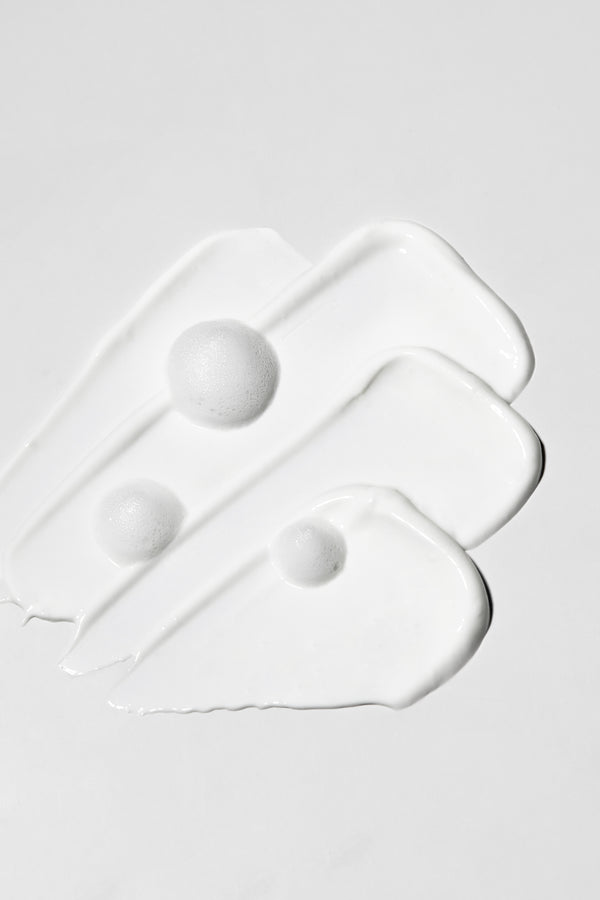 VT COSMETICS PDRN Air Cloud Sunscreen Protector Solar SPF50+ PA++++ PHYTO PDRN, Niacinamida y 9 Ácidos Hialurónicos Hidratación y Protección UV 50 ml