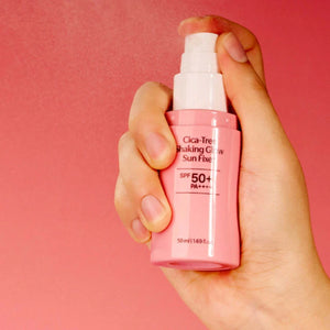 TAGE Cica-Tree Shaking Glow Sun Fixer SPF50+ PA++++ 50 ml - Protector Solar en Spray Fijador