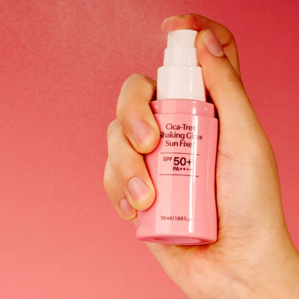 TAGE Cica-Tree Shaking Glow Sun Fixer SPF50+ PA++++ 50 ml - Protector Solar en Spray Fijador